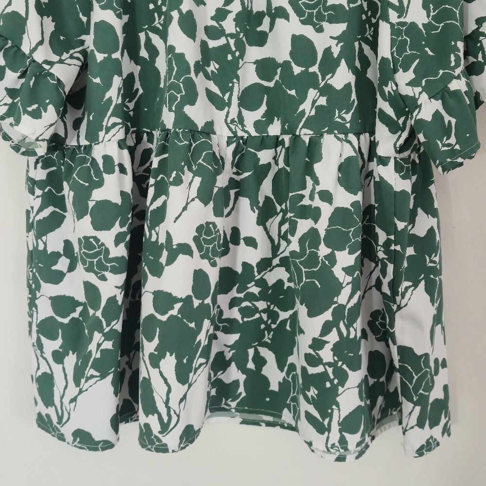 Emery Rose Floral Babydoll Peplum Ruffle Flutter Sleeve V-Neck Blouse Green 2XL - Picture 8 of 12